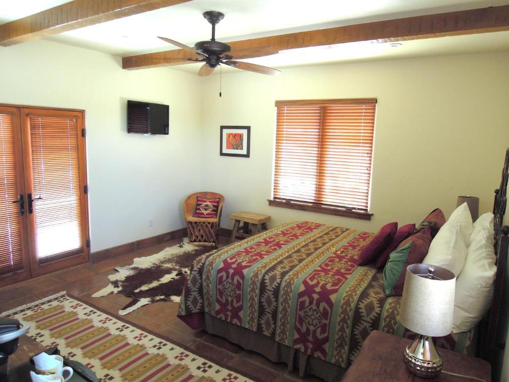 Croad Vineyards - The Templeton