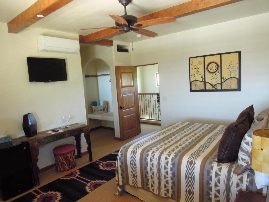 Croad Vineyards - The Inn